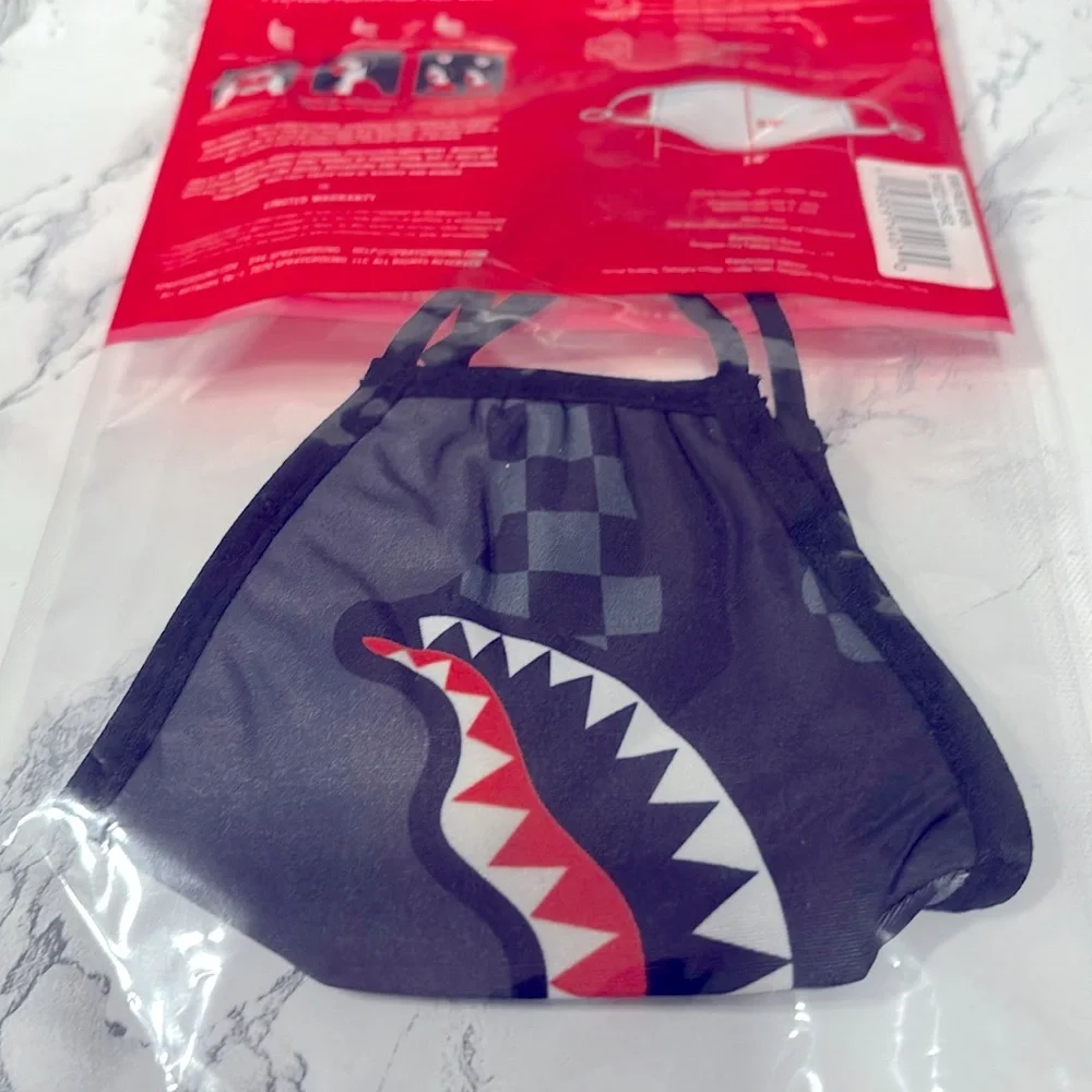 Sprayground Sharks in Paris Side Shark 3
